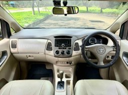 Toyota Kijang Innova G 2008 euro bensin 8