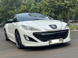 PEUGEOT RCZ AT PUTIH 2012 SIAP PAKAI KM ANTIK KONDISI SANGAT TERAWAT