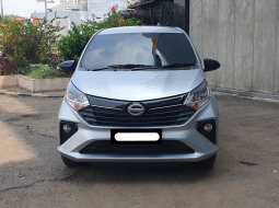 Daihatsu Sigra 1.2 R AT 2023 silver km 2 rban matic cash kredit proses bisa dibantu