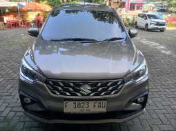 Promo Ertiga GX Hybrid MT 2022 Abu-abu *code23FAU