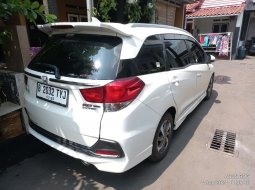 Promo Honda Mobilio RS CVT 2019 Putih *code32TYJ 5