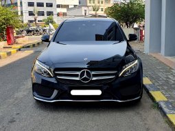 Mercedes-Benz C-Class C 300 AMG Line 2018 hitam km 19rban cash kredit proses bisa dibantu