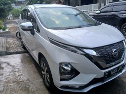 Nissan Livina VL AT 2019 Putih 2