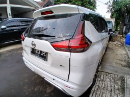 Nissan Livina VL AT 2019 Putih 5