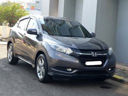 Honda HR-V E CVT 2017 abu km 69rban pajak panjang dp 25jt