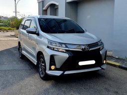 Toyota Avanza Veloz 2020 matic silver dp 38 jt saja cash kredit proses bisa dibantu