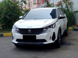 Peugeot 5008 Allure Plus 2021 putih km10rb cash kredit proses bisa dibantu 3