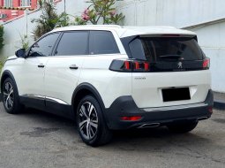 Peugeot 5008 Allure Plus 2021 putih km10rb cash kredit proses bisa dibantu 5