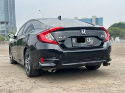 LOW KM CIVIC SEDAN TURBO AT HITAM 2017 KONDISI TERAWAT 6