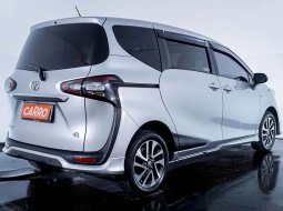 Promo Toyota Sienta murah 7