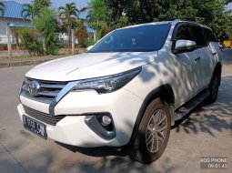 Toyota Fortuner 2.4 VRZ AT 2017  - Kredit Mobil Murah 8