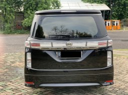 Nissan Elgrand Highway Star 2014 4