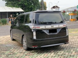 Nissan Elgrand Highway Star 2014 5