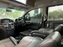 Nissan Elgrand Highway Star 2014 7