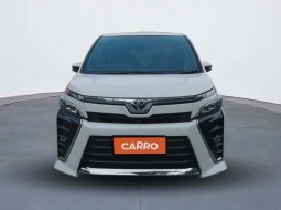 Promo Toyota Voxy murah 3