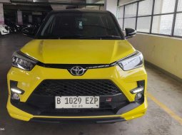 Promo Raize 1.0T GR Sport CVT 2023 Kuning *code29EZP