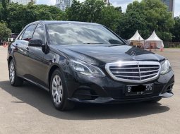 MERCY E200 AT HITAM 2016 KONDISI TERAWAT UNIT SIAP PAKAI