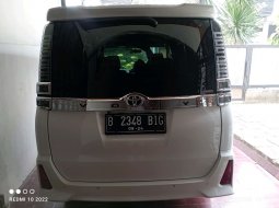 Toyota Voxy 2.0 A/T 2019  - Beli Mobil Bekas Murah 6