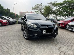 Honda HR-V E CVT 2018 CVT AT Hitam 1