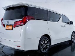 Promo Toyota Alphard murah 7