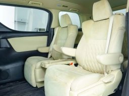 Promo Toyota Alphard murah 12