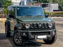 Suzuki Jimny AT 2021 hijau km 20rban pajak panjang cash kredit proses bisa dibantu