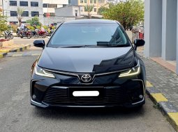 Toyota Corolla Altis V AT 2021 hitam km 21rb tangan pertama dari baru