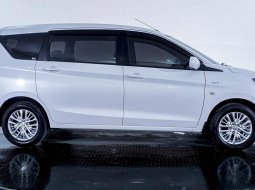 Suzuki Ertiga GL MT 2021 3