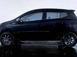 Daihatsu Ayla 1.0 X MT 2022 Hitam 3