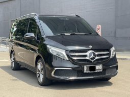 MERCEDES BENZ V260 AT HITAM 2019 LOW KM SIAP PAKAI KONDISI TERAWAT 1