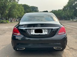 DIJUAL MURAH MERCEDES BENZ C200 AT HITAM 2018 UNIT SIAP PAKAI 5