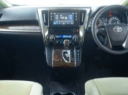 JUAL Toyota Alphard 2.5 X AT 2018 Putih 8