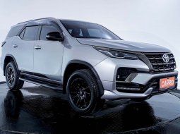 JUAL Toyota Fortuner 2.8 GR Sport 4X2 AT 2022 Silver