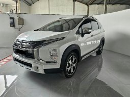 Mitsubishi Xpander Cross Premium AT ( Matic ) 2021 Putih Km Low 18rban Bogor Siap Pakai 2