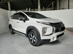 Mitsubishi Xpander Cross Premium AT ( Matic ) 2021 Putih Km Low 18rban Bogor Siap Pakai 3