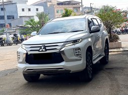 Mitsubishi Pajero Sport Dakar 4x2 AT 2021 sunroof tangan pertama dari baru cash kredit proses bisa 3