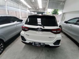 Daihatsu Rocky 1.2 X CVT AT 2022 4