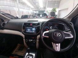 Toyota Rush GR Sport 1.5 A/T 2022 7