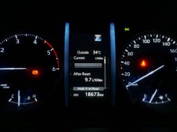 Toyota Fortuner 2.8 GR Sport 4X2 AT 2022 Silver 10
