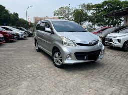 Toyota Avanza Veloz 2012 AT Silver Murah Bagus