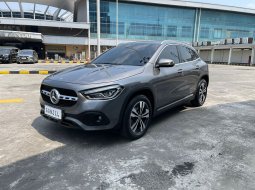 2020 GLA 200 PL TURBO (250N.m) Rawatan ATPM Km 17rb Body Mulus Interior Orsinil Pkt KREDIT TDP 25 Jt 3