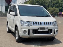 MITSUBISHI DELICA 2.0L 4X2 AT PUTIH 2015 SIAP PAKAI