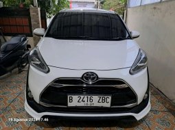 Toyota Sienta Q CVT 2018 Putih 3