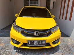 Promo Honda Brio RS CVT 2021 Kuning *code06EYQ