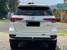 Toyota Fortuner 2.4 TRD AT 2019 4