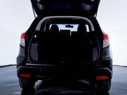 Honda HR-V 1.5L E CVT 2021 Hitam 6