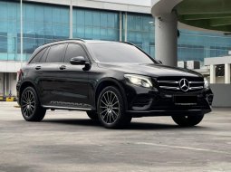 TDP MULAI 5 JUTA DAN GARANSI MESIN TRANSMISI MERCEDES BENZ GLC 200 AMG NIGHT EDITION 2019