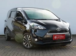 Toyota Sienta V 1,5 Matic 2017 DP Rendah