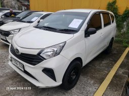 TDP (6JT) Daihatsu SIGRA D 1.0 MT 2023 Putih