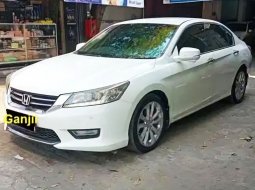 Honda Accord VTi-L Ninth GenerationRawatan ATPM Plat B GANJIL Pjk FEB 2025 Siap Pakai KREDIT TDP25jt 1